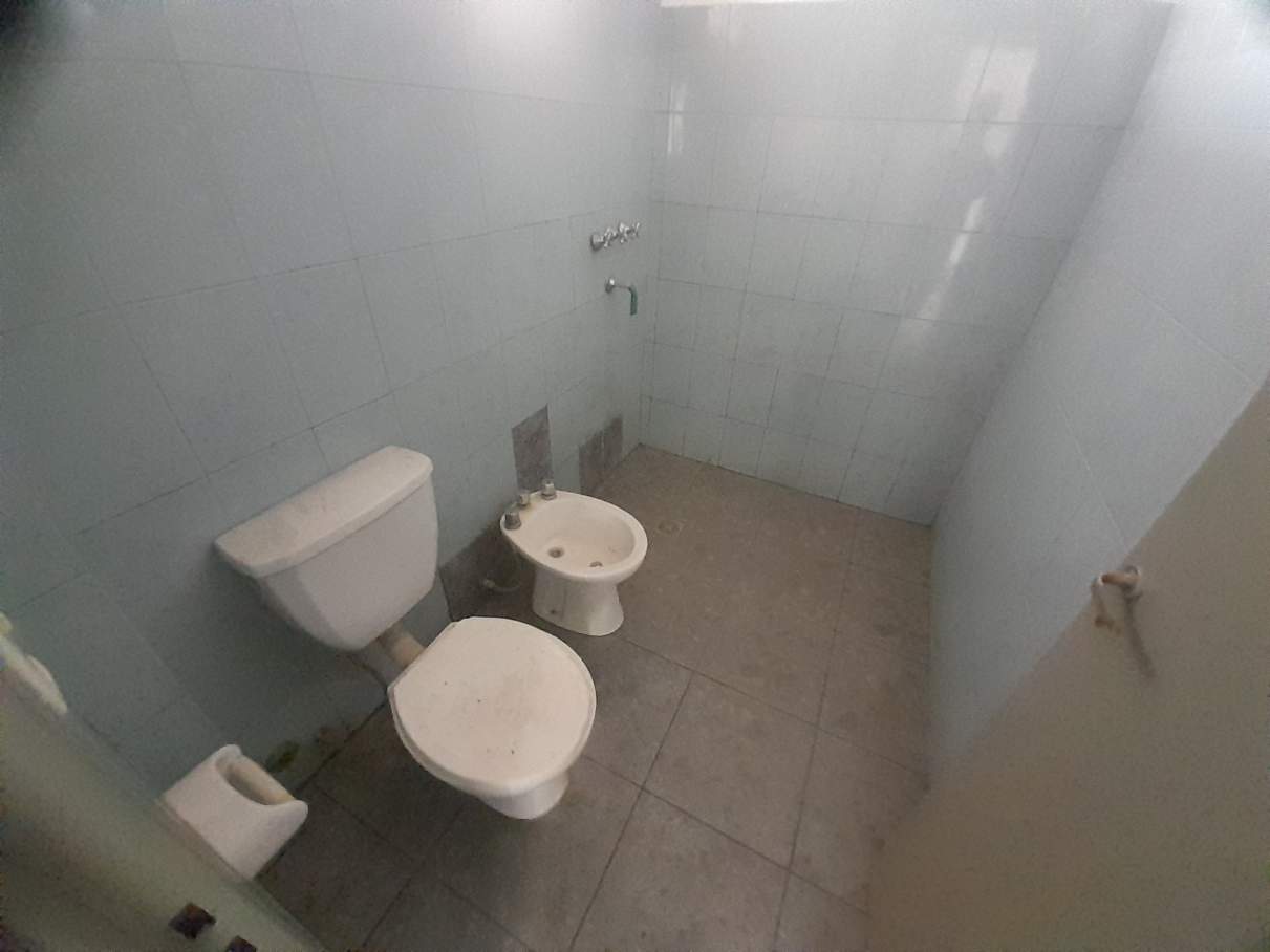 HIPOLITO YRIGOYEN  - ANISACATE 718 - DEPARTAMENTO 1 DORMITORIO EN ALQUILER