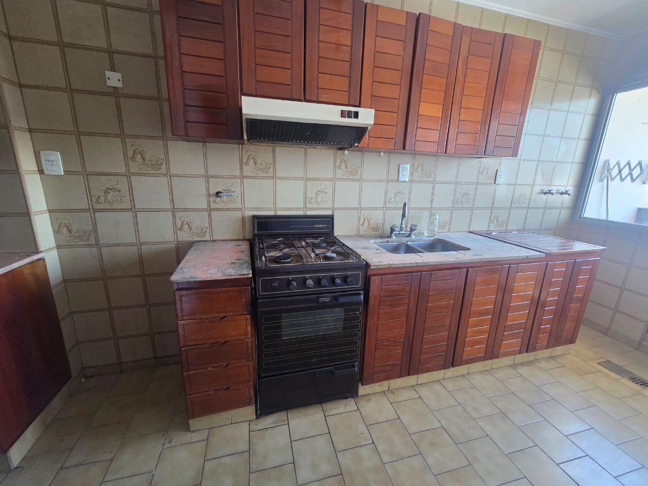 CENTRO - PARANA 195 - DEPTO 2 DORMITORIO EN ALQUILER CON COCHERA