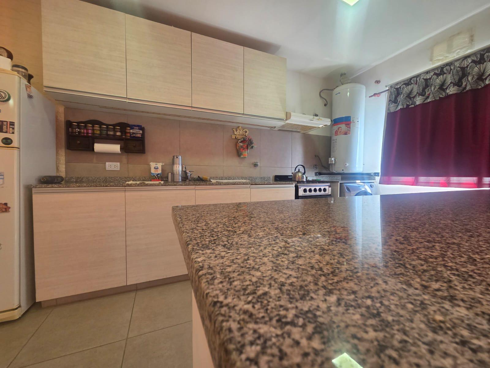 GRAL PUEYRREDÓN - BUCHARDO 2145 - DEPTO EN ALQUILER CON COCHERA