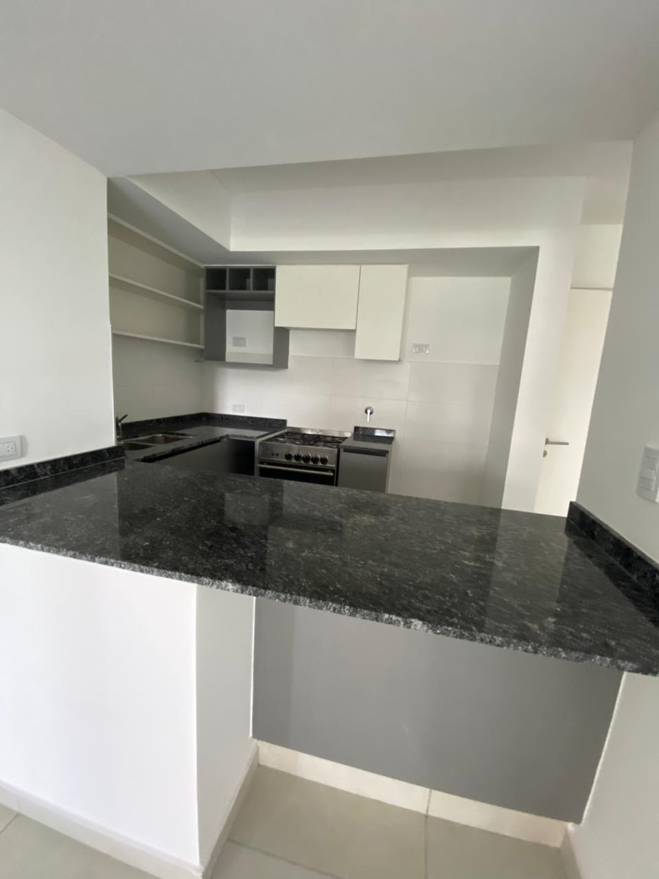 ALQUILER PILARES DE MANANTIALES