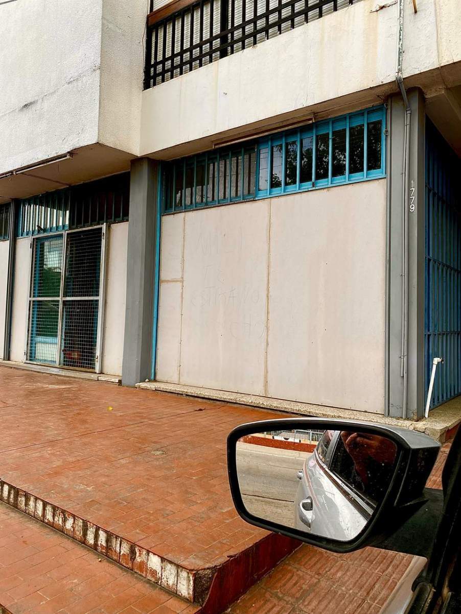 Alquiler Local sobre Av. Sabattini 166 m2