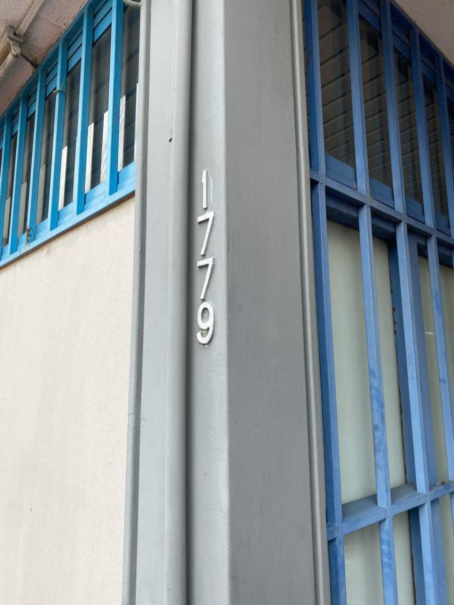 Alquiler Local sobre Av. Sabattini 166 m2