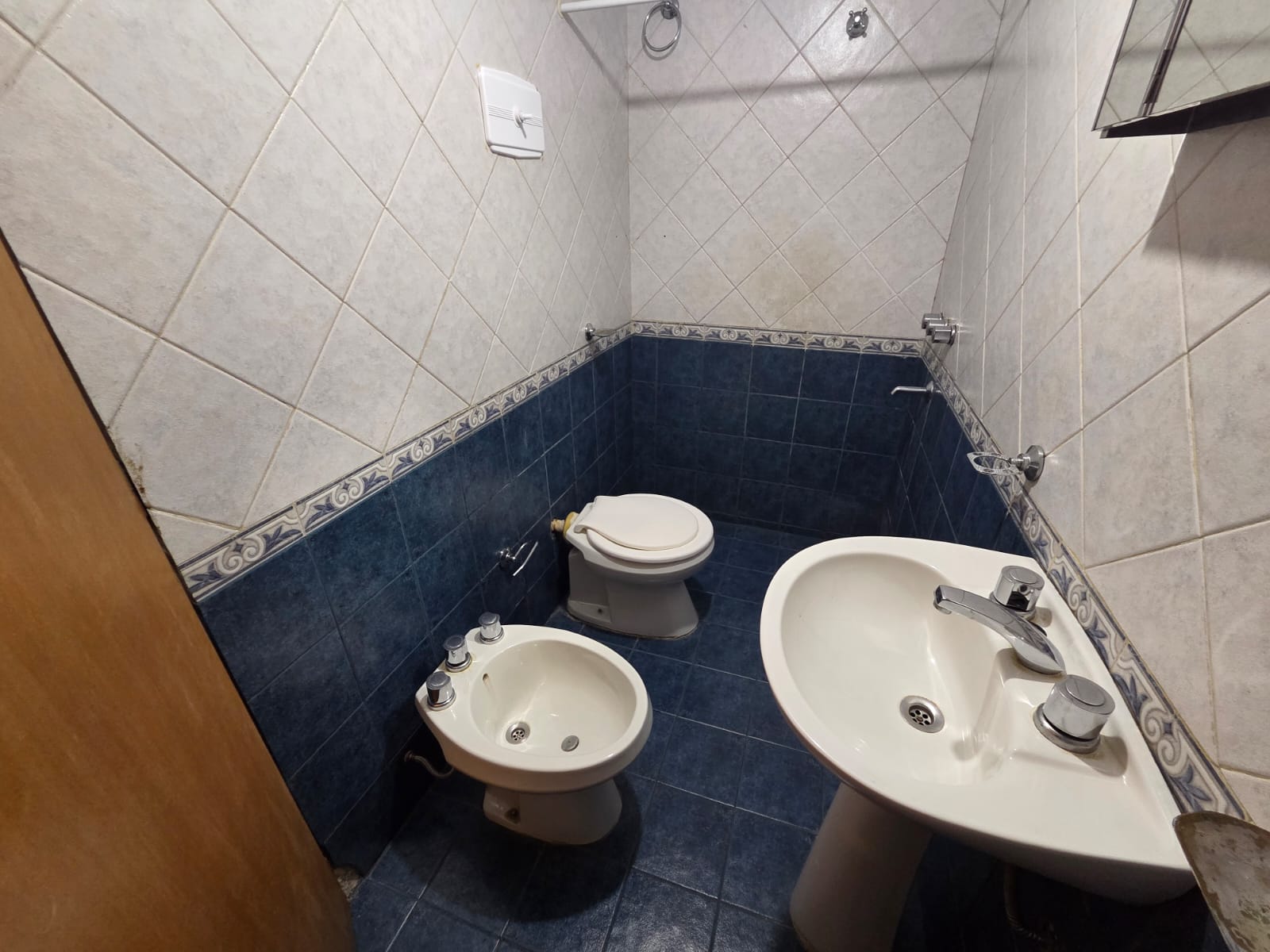 GENERAL PAZ - ESQUIU 71 - DEPTO EN VENTA