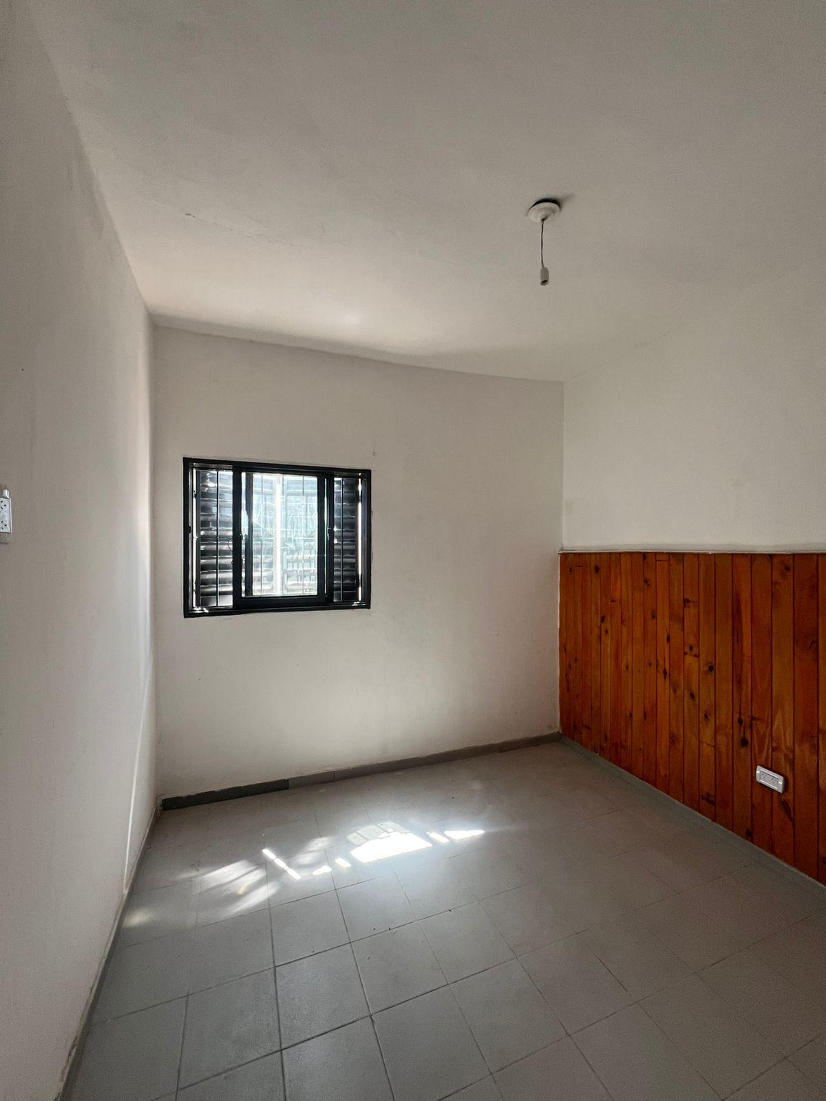 ALQUILO CASA 2 DORMITORIOS EN BARRIO BELLA VISTA