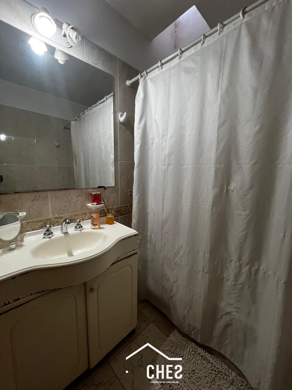 Casa a la Venta 4 dormitorios en una sola planta en El Refugio a metros de Recta Martinolli