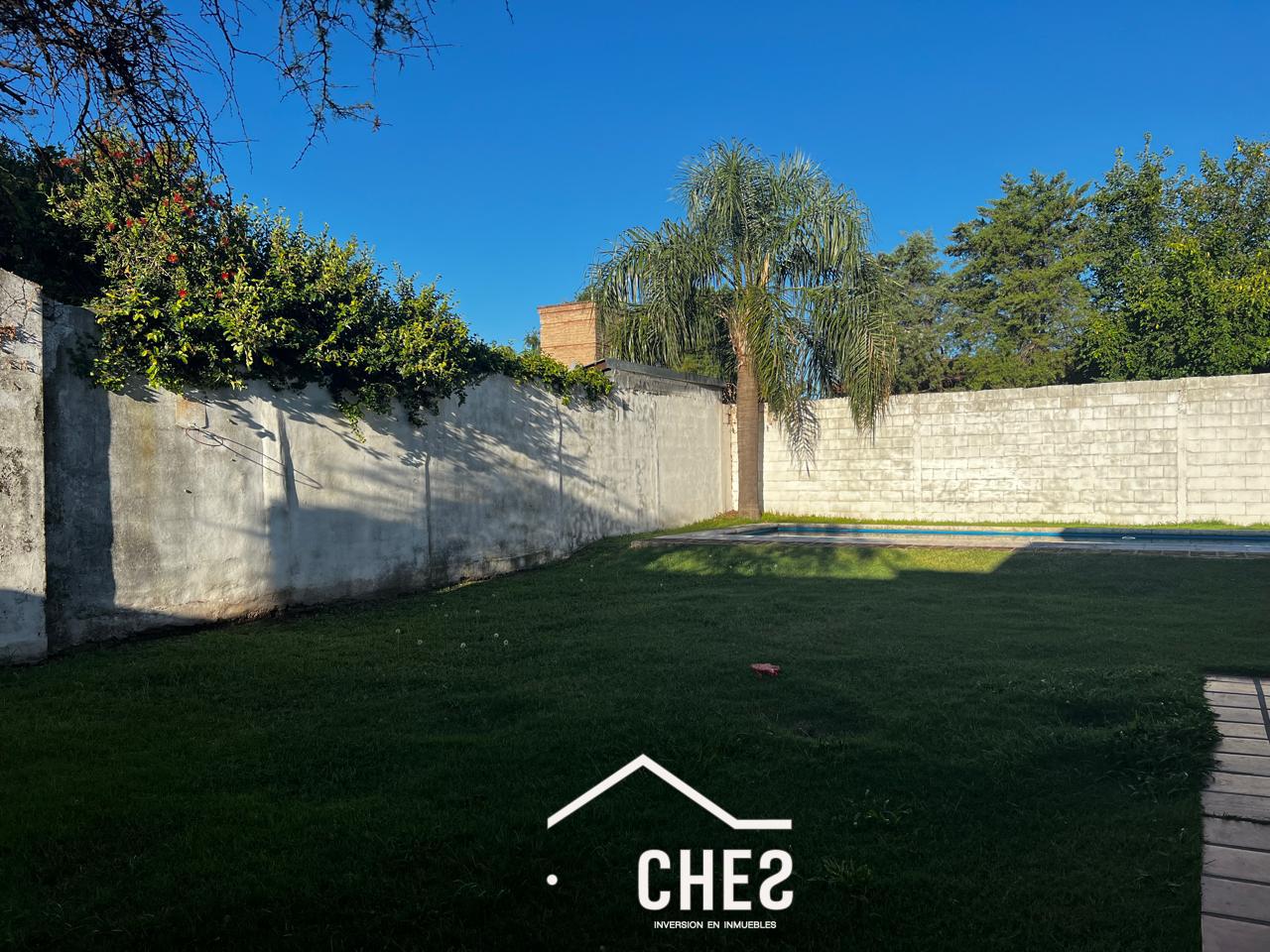 Casa a la Venta 4 dormitorios en una sola planta en El Refugio a metros de Recta Martinolli