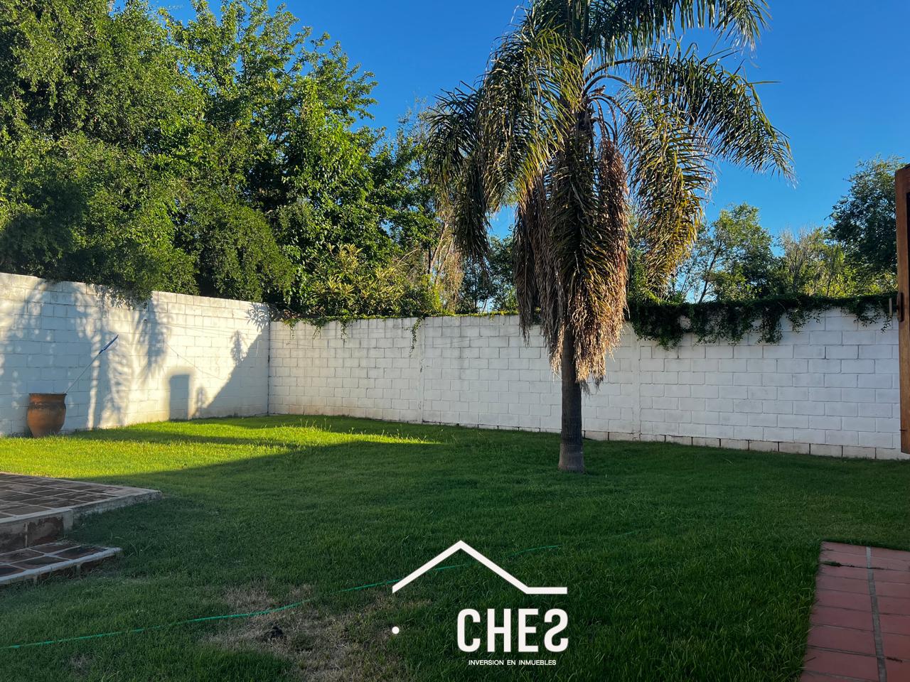 Casa a la Venta 4 dormitorios en una sola planta en El Refugio a metros de Recta Martinolli