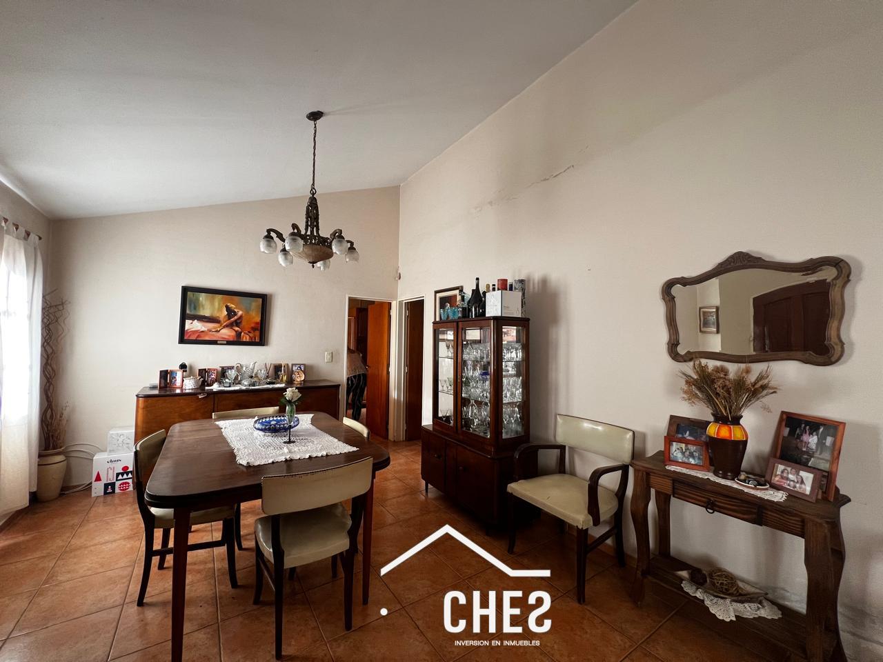 Casa a la Venta 4 dormitorios en una sola planta en El Refugio a metros de Recta Martinolli