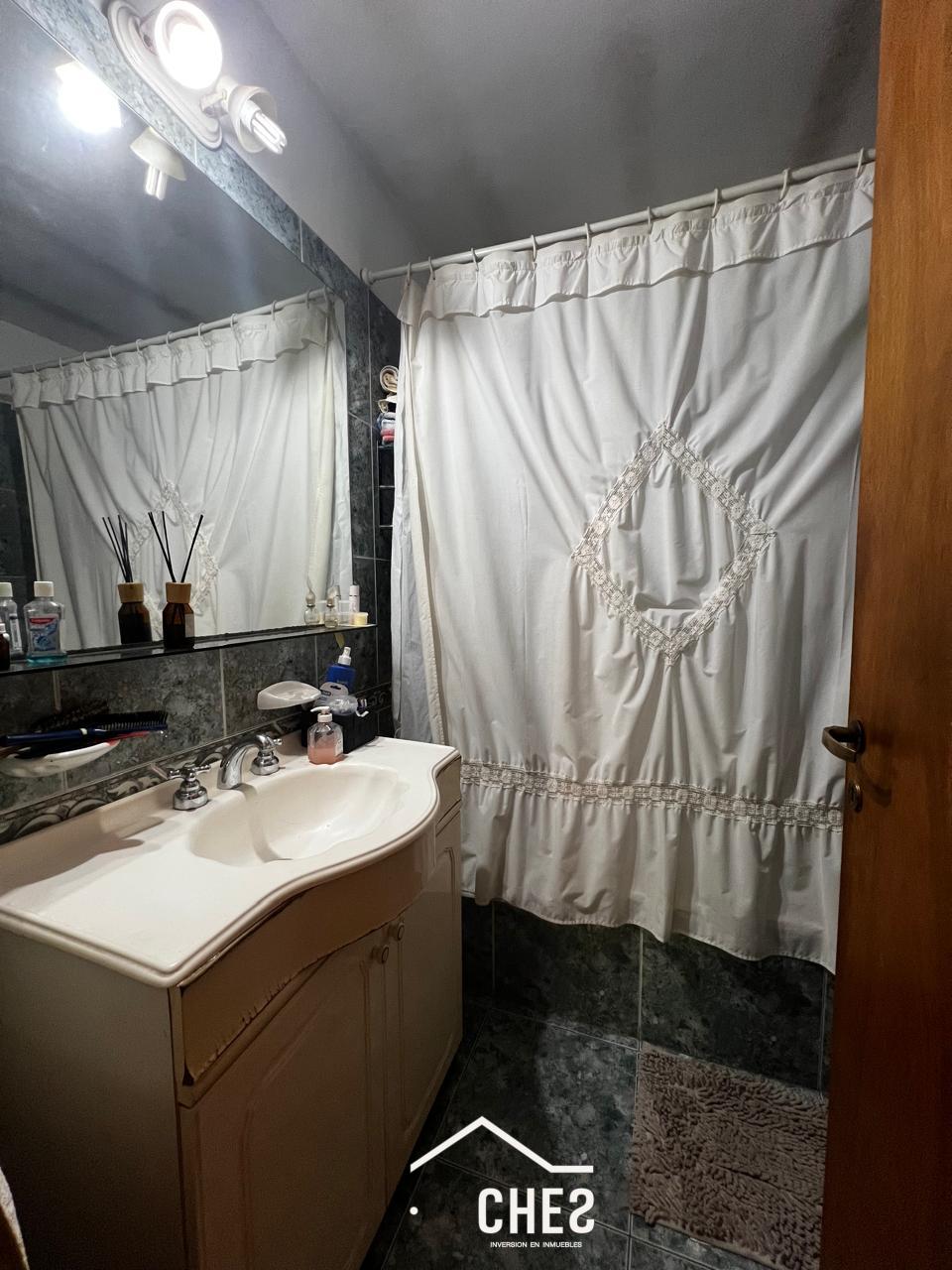 Casa a la Venta 4 dormitorios en una sola planta en El Refugio a metros de Recta Martinolli