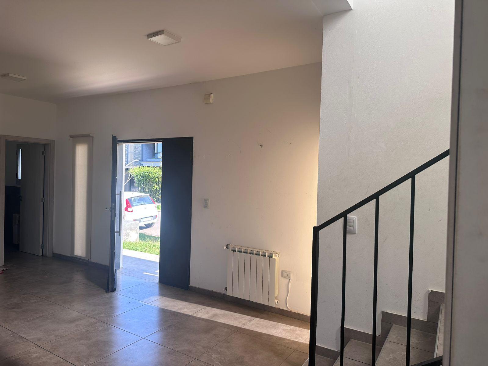 Dúplex en Alquiler en Barrio cerrado San Ignacio Village de Manantiales. Excelente ubicación.