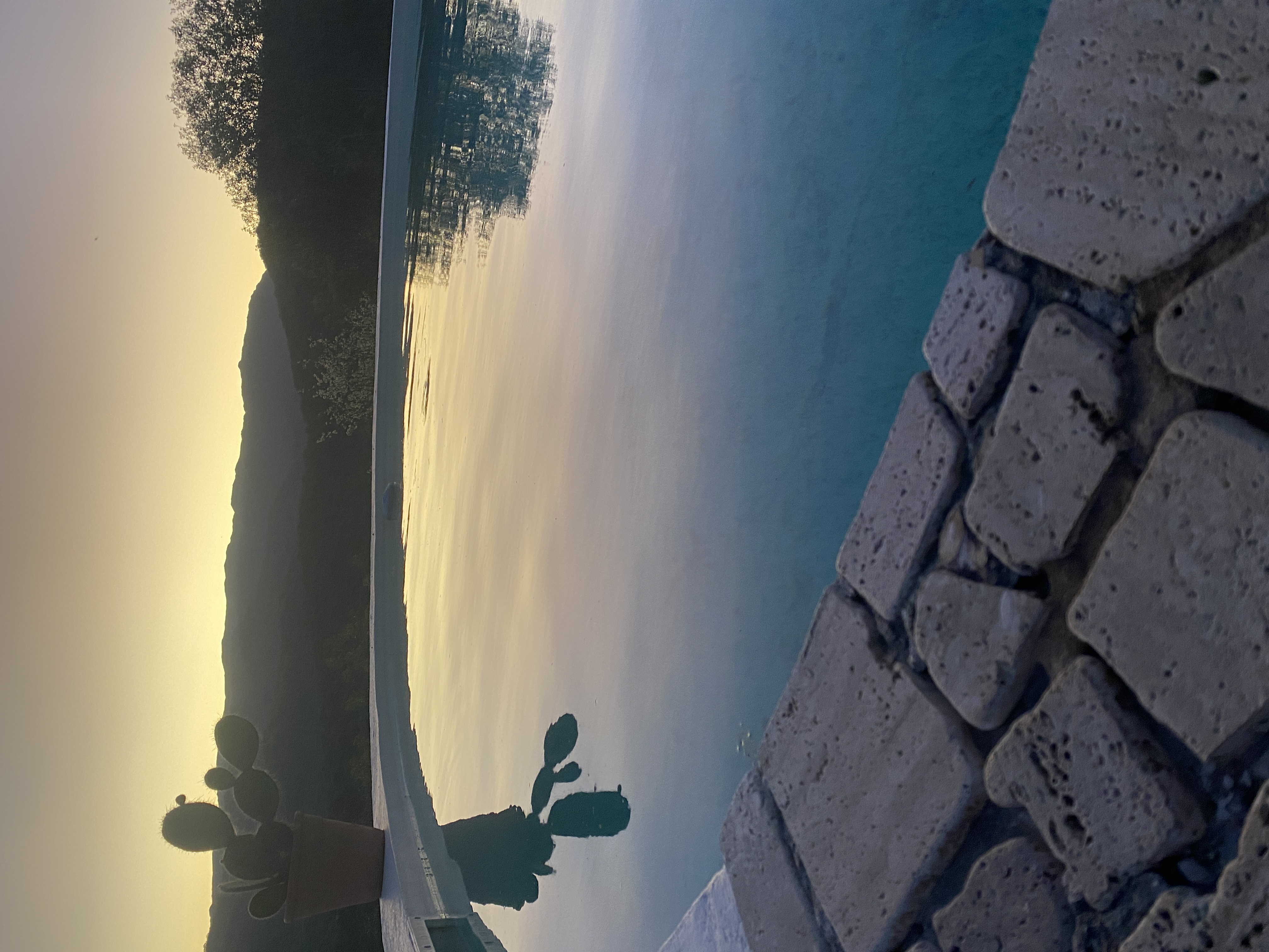 Casa - Alquiler Temporal - 10 personas - Unquillo - Barrio Cerrado