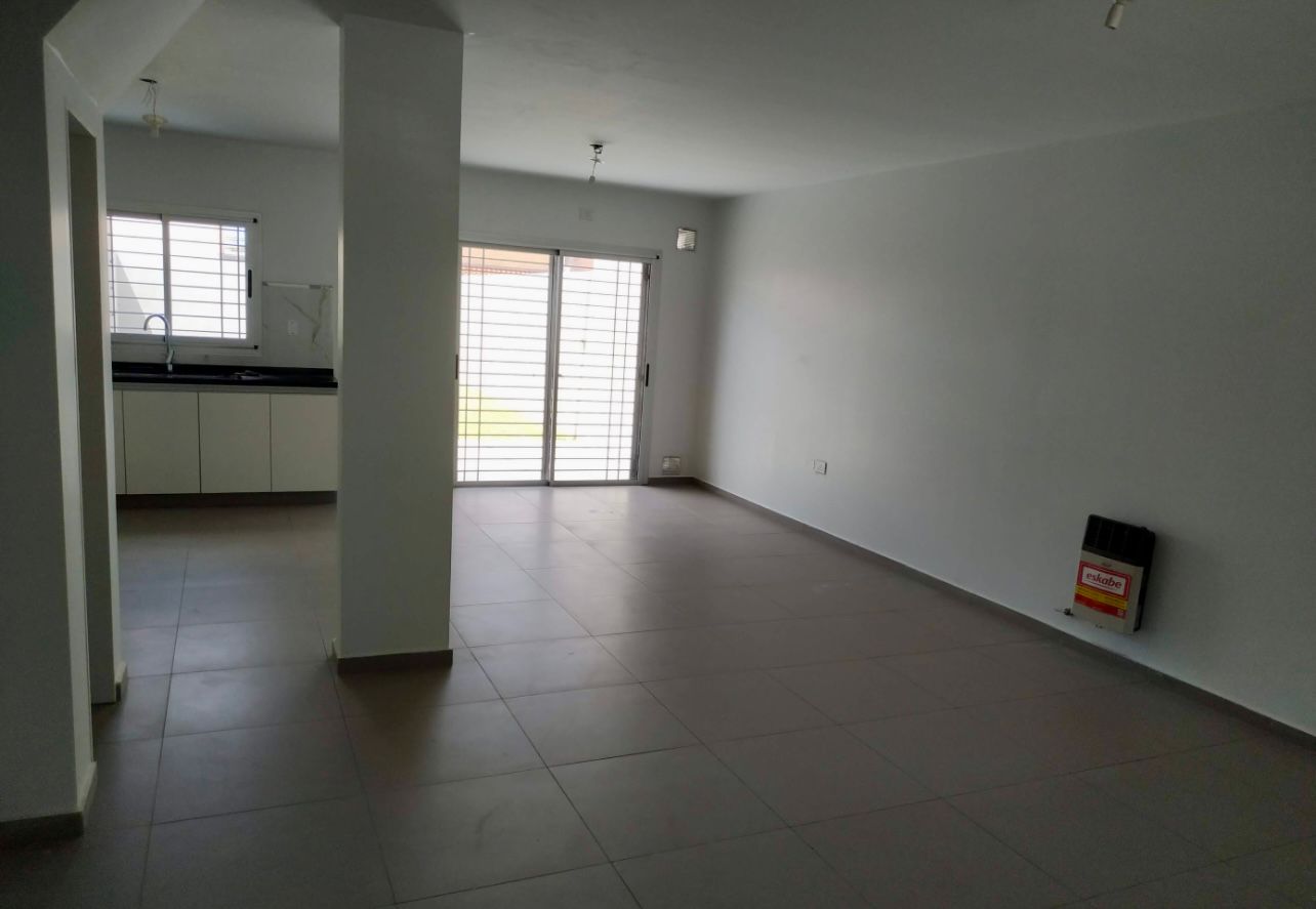 ALQUILER DUPLEX 3 DORMITORIOS NUEVO JARDIN