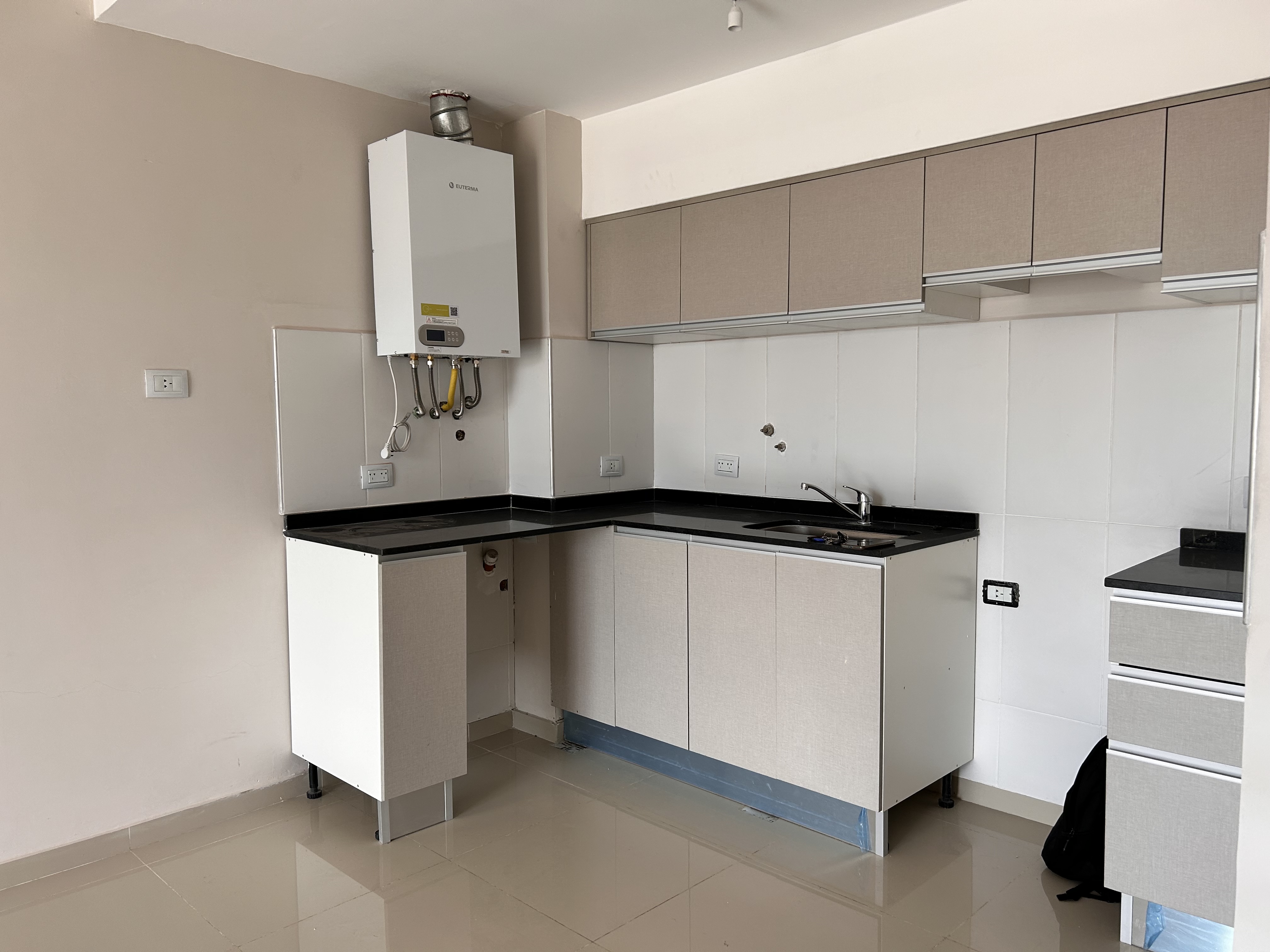S.R VENDE DPTO 1DORM. EN COMPLEJO PEHUEN