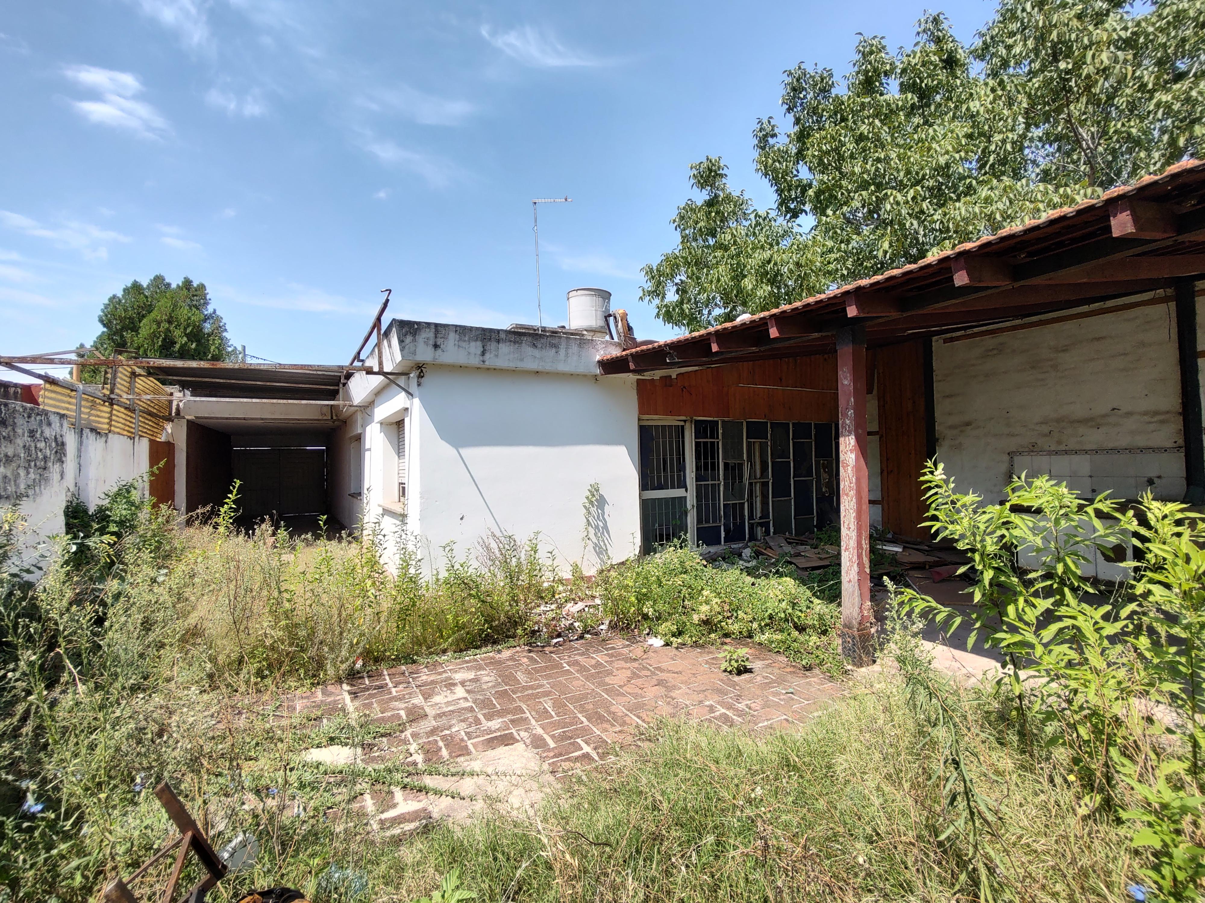 VENTA CASA 3 DOR  2 DEPTOS (1 Y 2 DORM) 2 LOTES (200 Y 400m2)- A METROS DE ÓHIGGINS Y VOLKWAGEN  - VILLA SAN CARLOS