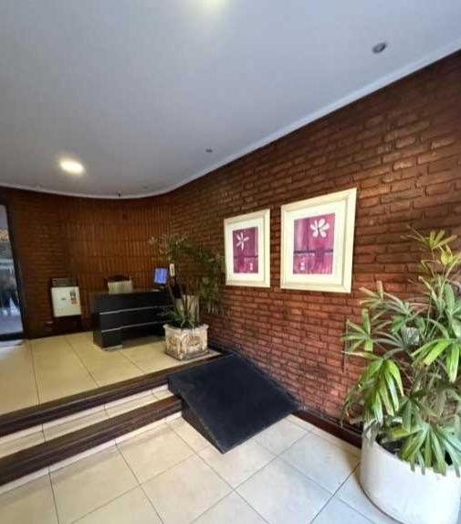 VENDO DEPARTAMENTO C BALCON A 100 MTS PATIO OLMOS