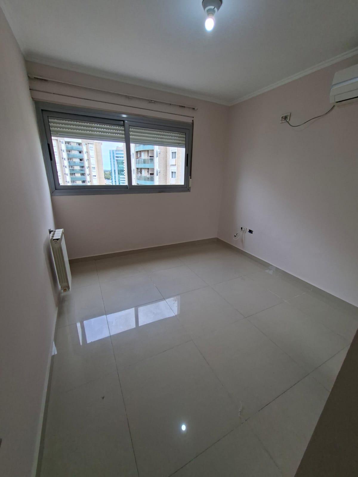 ALTOS  VILLASOL - VENTA DEPTO 3 DORM C COCHERA