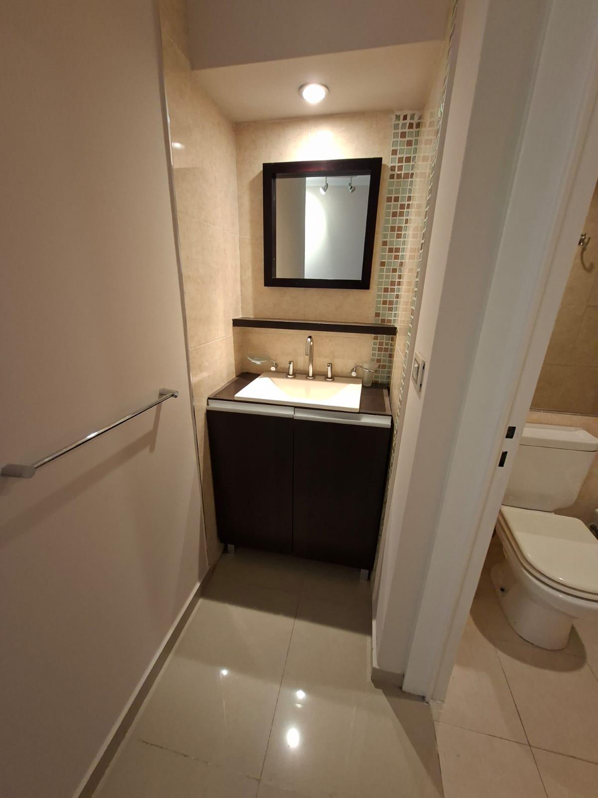 ALTOS  VILLASOL - VENTA DEPTO 3 DORM C COCHERA