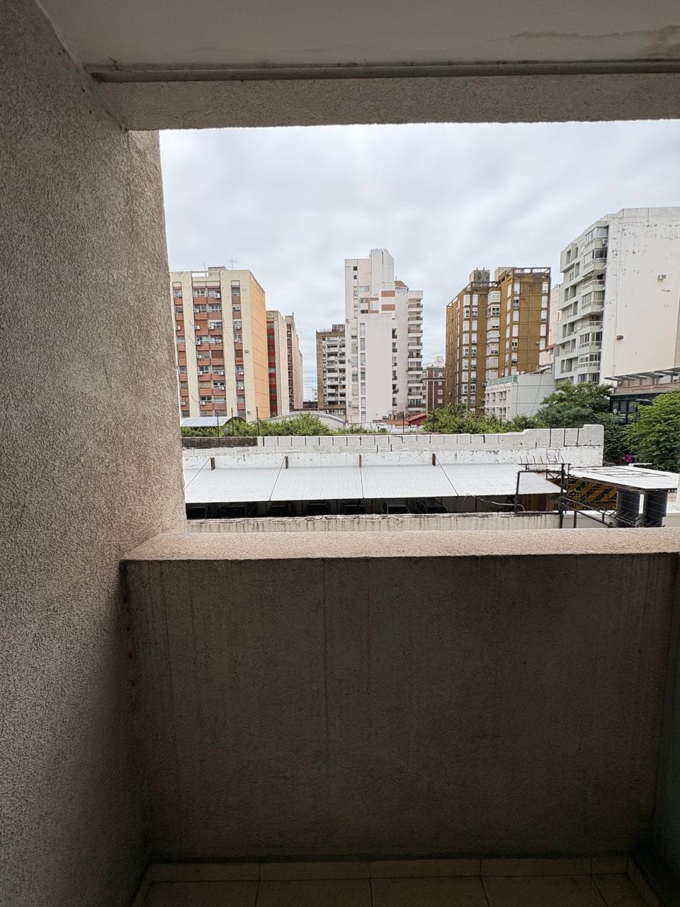 DEPTO 2 DOS DORMITORIOS EN EL CENTRO