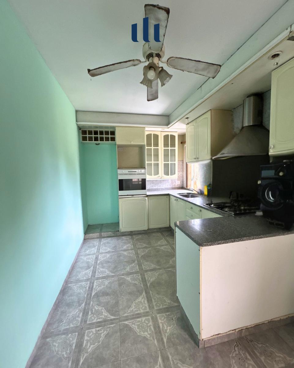 CASA EN ALQUILER - BARRIO YOFRE