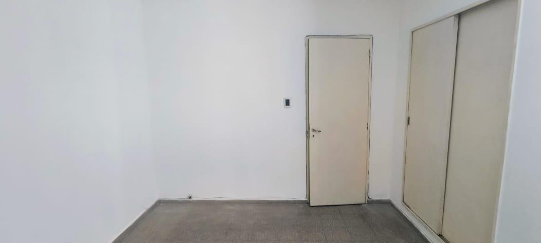 CENTRO: SAN JOSE DE CALASANZ CASI ESQUINA BV. SAN JUAN- DEPTO DE UN DOR AMPLIO