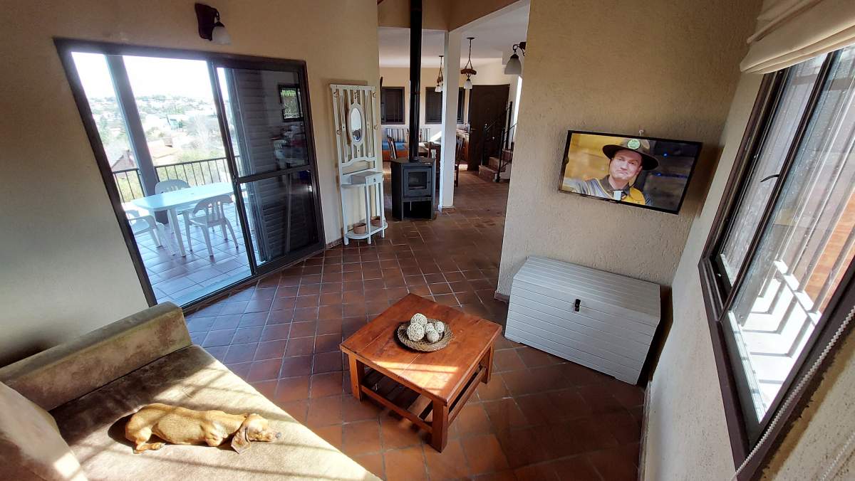 Alquiler Permanente con Vista Panorámica al Lago