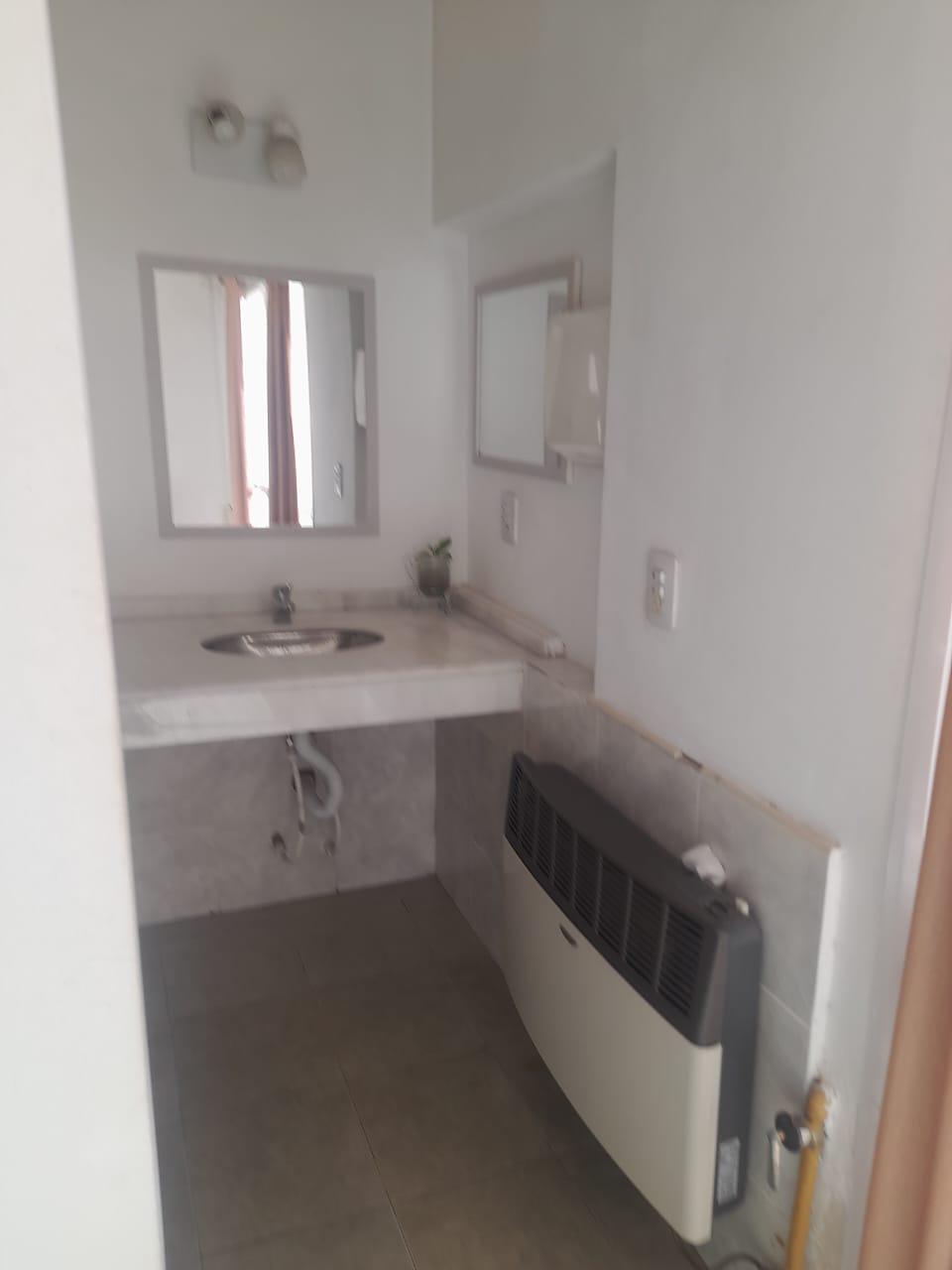 CASA  DPTO EN VENTA IDEAL INVERSION RESIDENCIAL AMÉRCICA