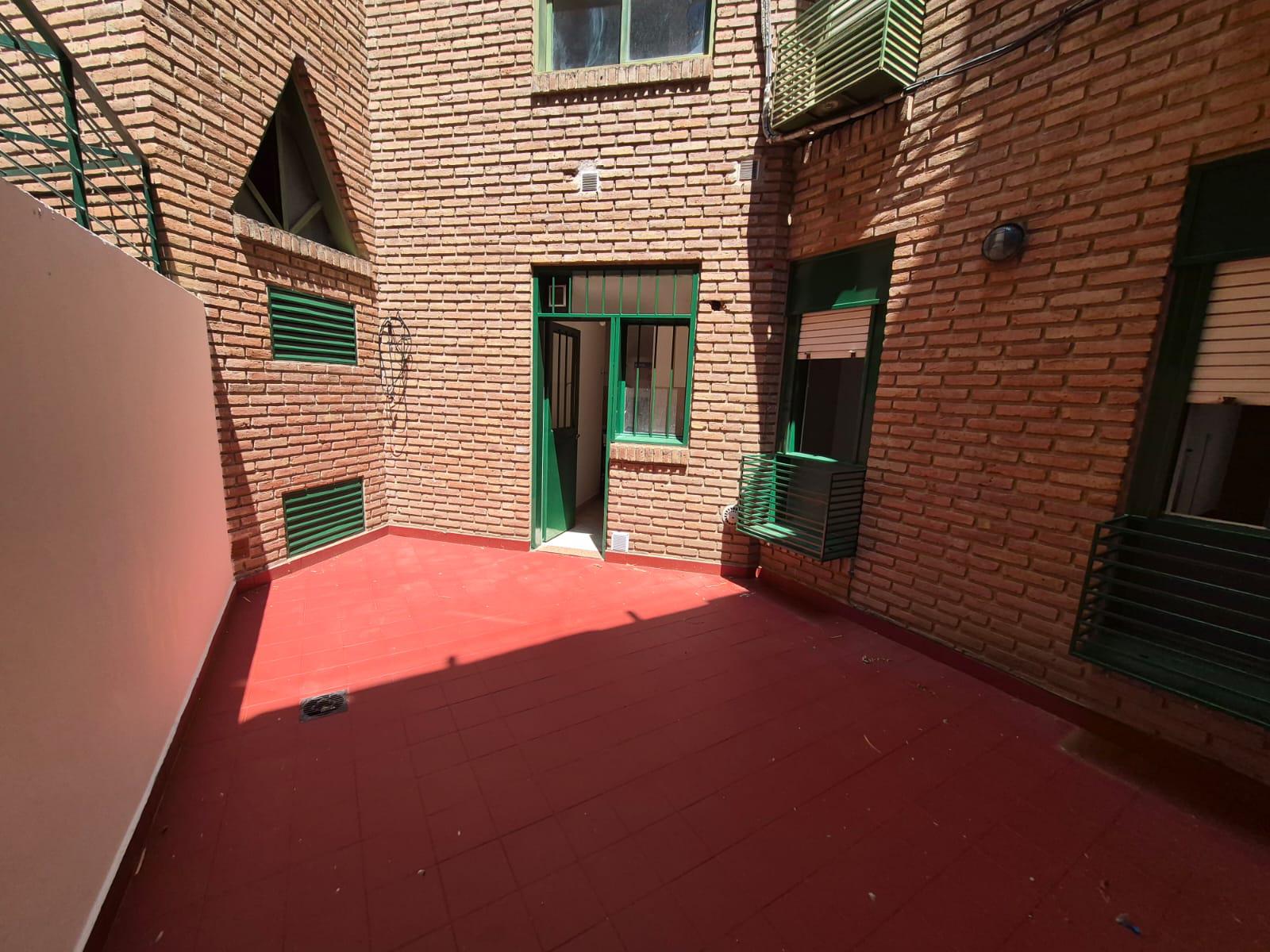 Departamento 2 Dor. con 2 Patios. En la mejor zona de Barrio General Paz