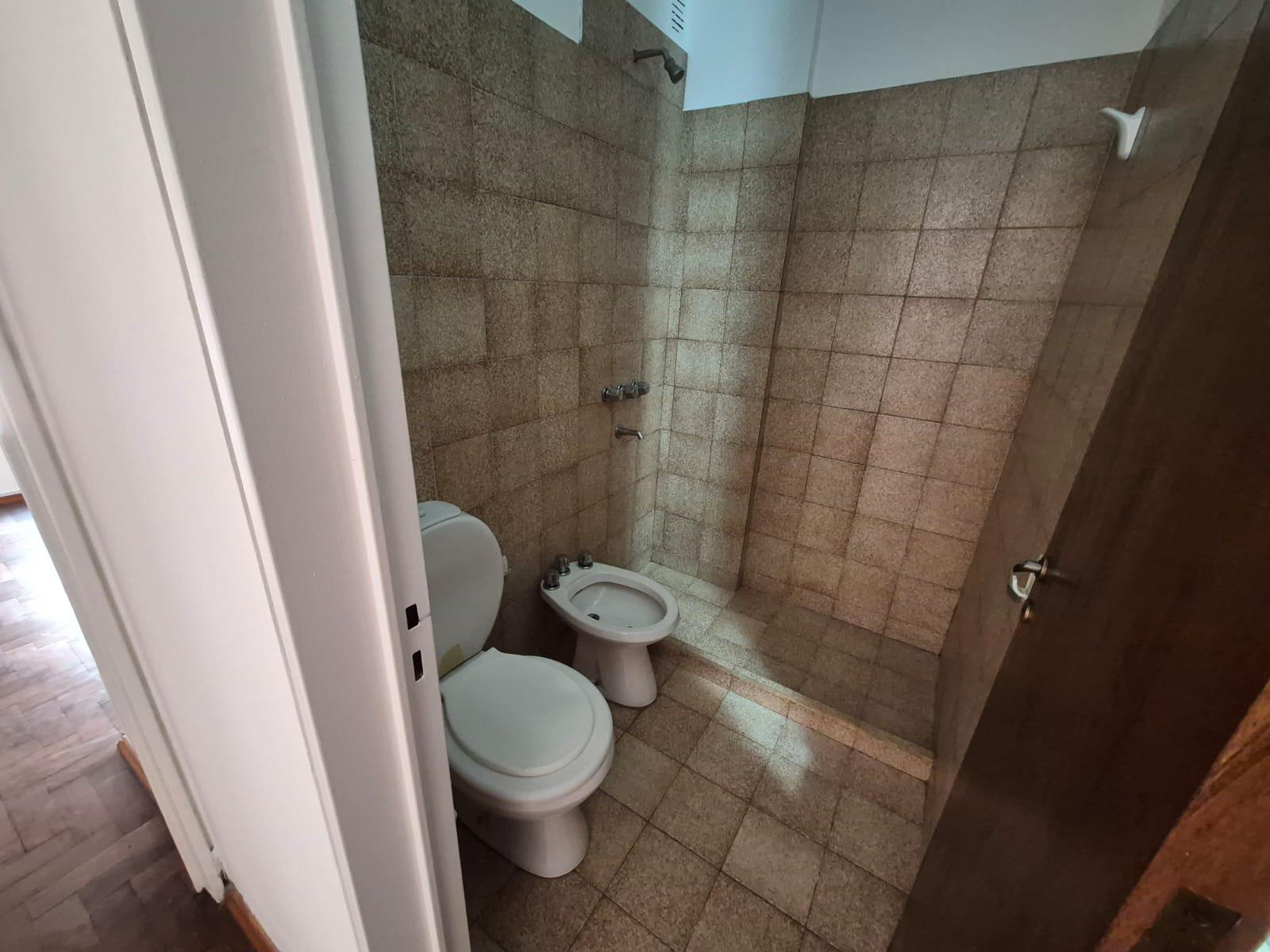 Departamento 2 Dor. con 2 Patios. En la mejor zona de Barrio General Paz