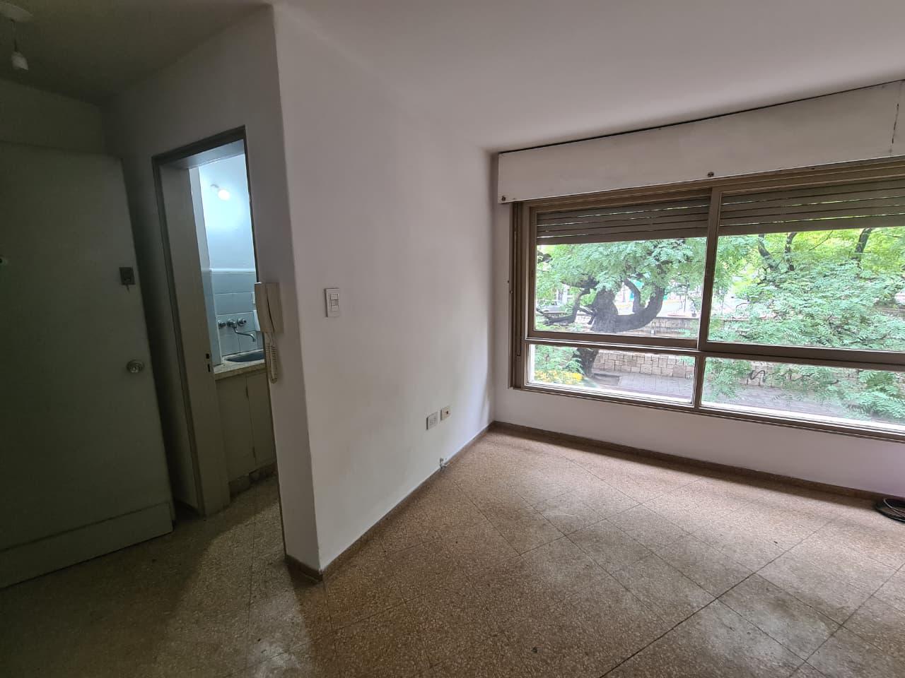 VENTA MONOAMBIENTE CENTRICO