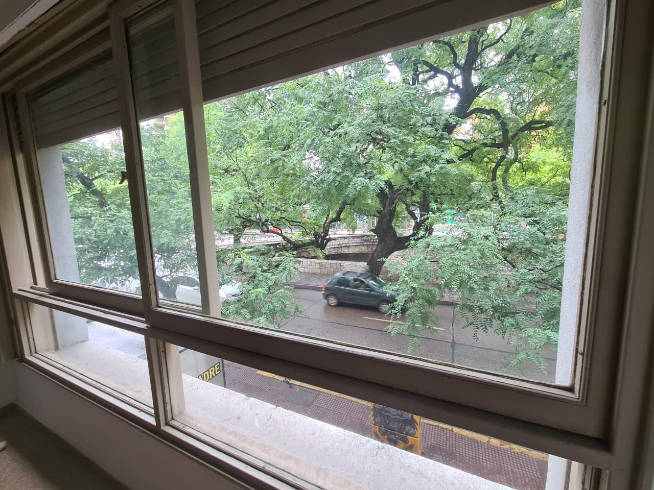 VENTA MONOAMBIENTE CENTRICO