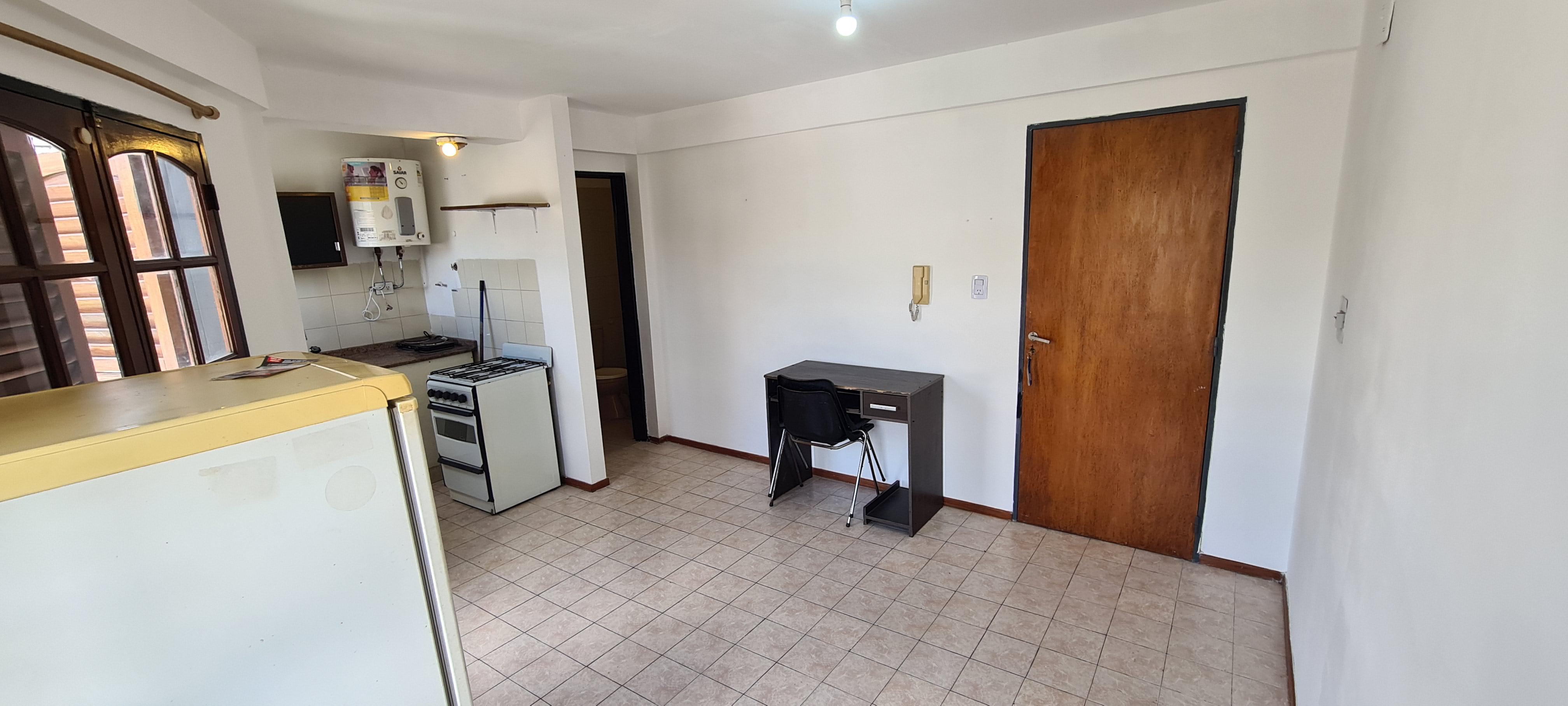 MONOAMBIENTE SEMIAMOBLADO GASTOS BAJOS B ALBERDI