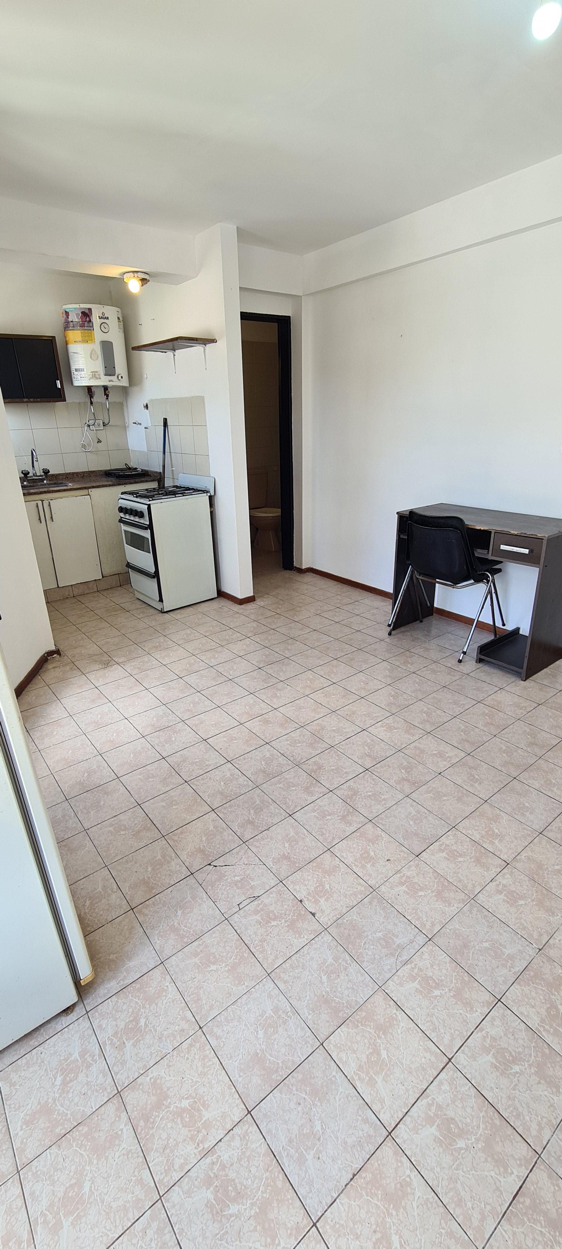 MONOAMBIENTE SEMIAMOBLADO GASTOS BAJOS B ALBERDI