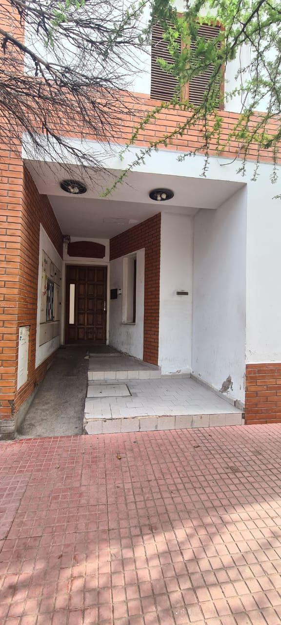 MONOAMBIENTE C ESTACIONAMIENTO PARA BICI O MOTO B ALTO ALBERDI