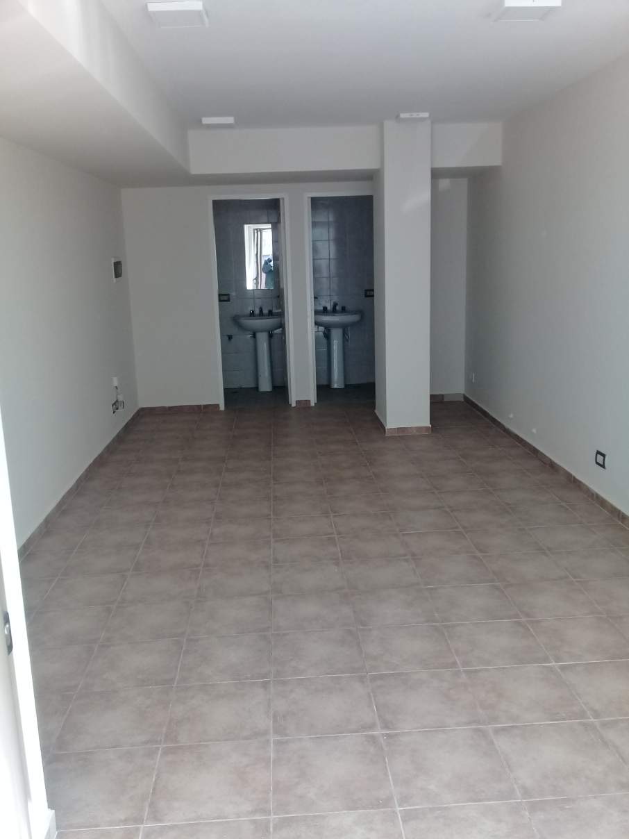 Alquilo Local Comercial