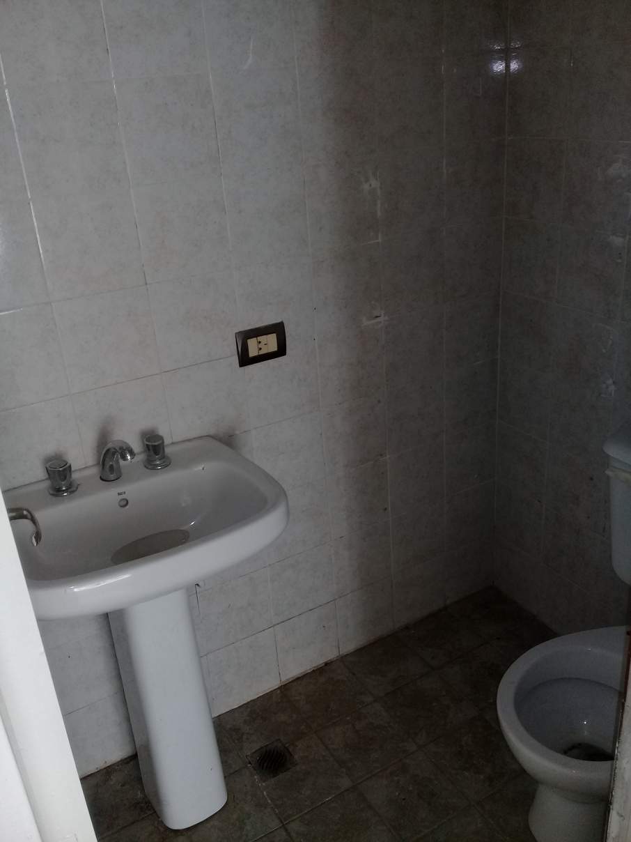 Alquilo Local Comercial