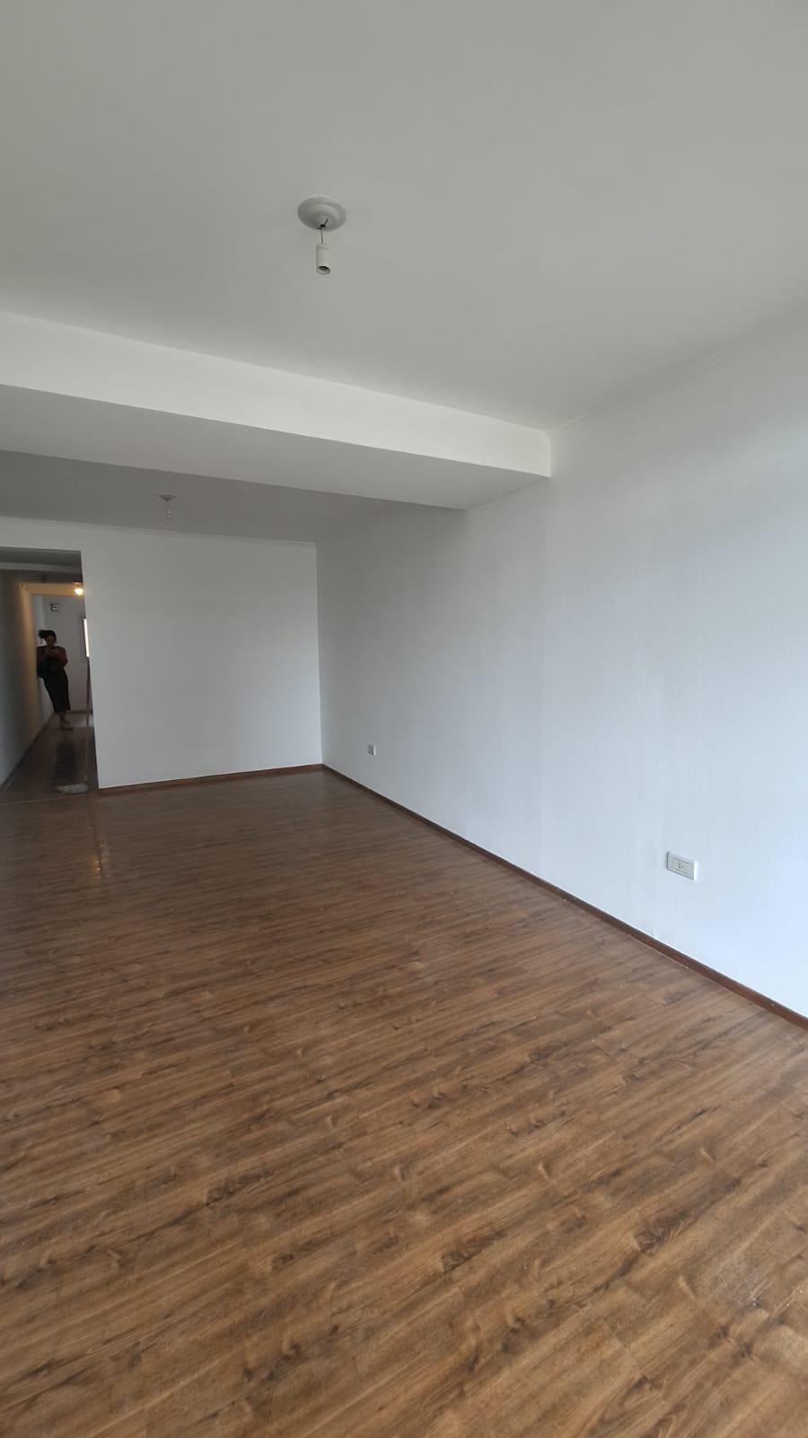 ALQUILER  Monoambiente con cocina separada  Nueva Córdoba