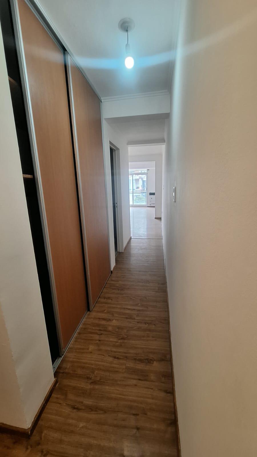 ALQUILER  Monoambiente con cocina separada  Nueva Córdoba