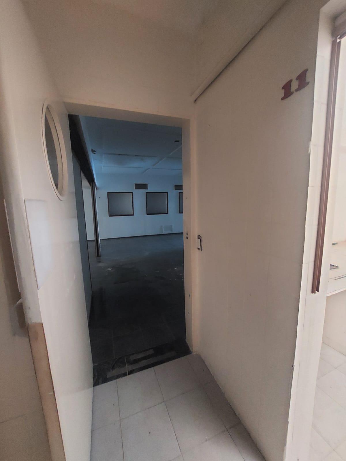 EXCELENTE LOCAL COMERCIAL EN ALQUILER CERRO DE LAS ROSAS