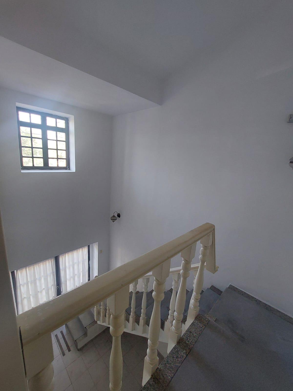 EXCELENTE LOCAL COMERCIAL EN ALQUILER CERRO DE LAS ROSAS