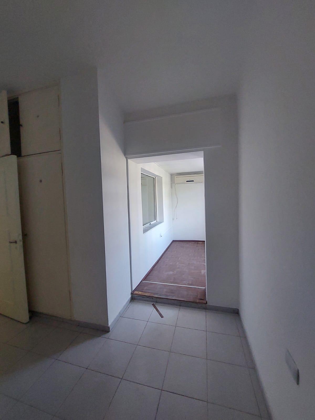 EXCELENTE LOCAL COMERCIAL EN ALQUILER CERRO DE LAS ROSAS