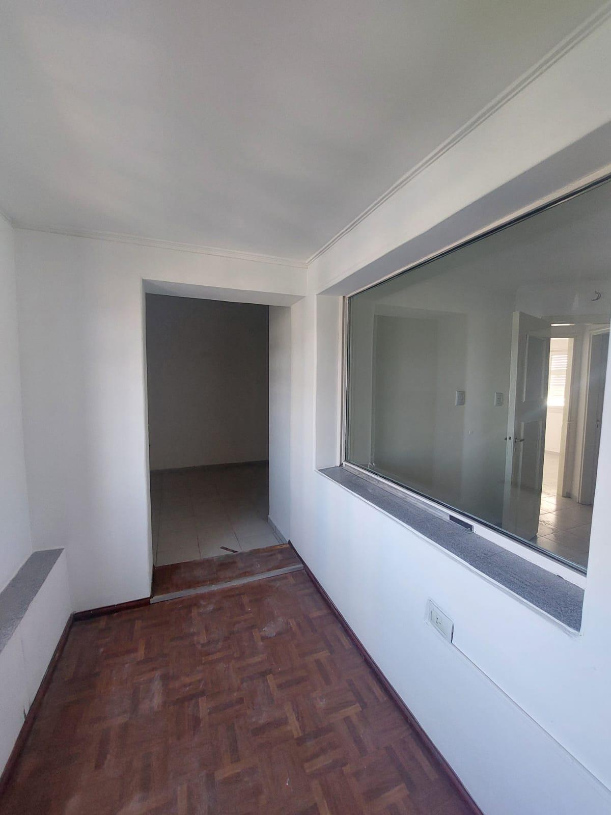 EXCELENTE LOCAL COMERCIAL EN ALQUILER CERRO DE LAS ROSAS