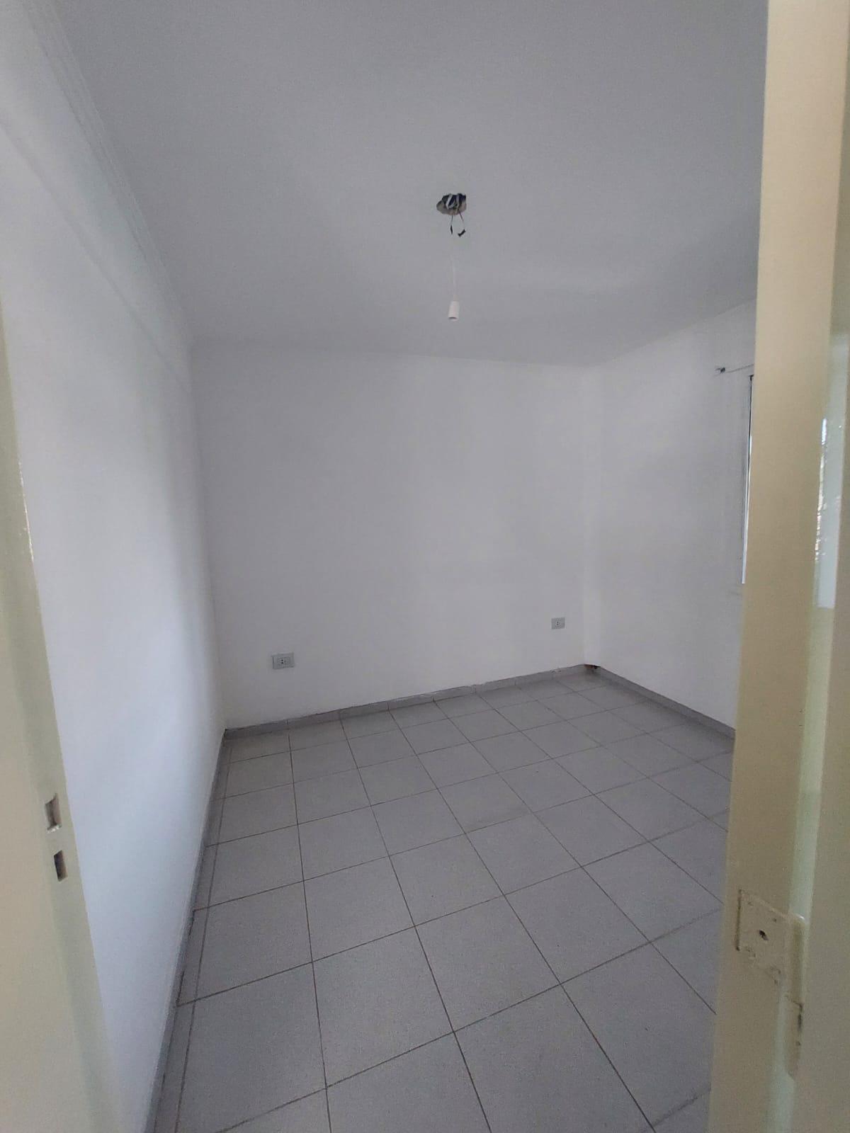 EXCELENTE LOCAL COMERCIAL EN ALQUILER CERRO DE LAS ROSAS