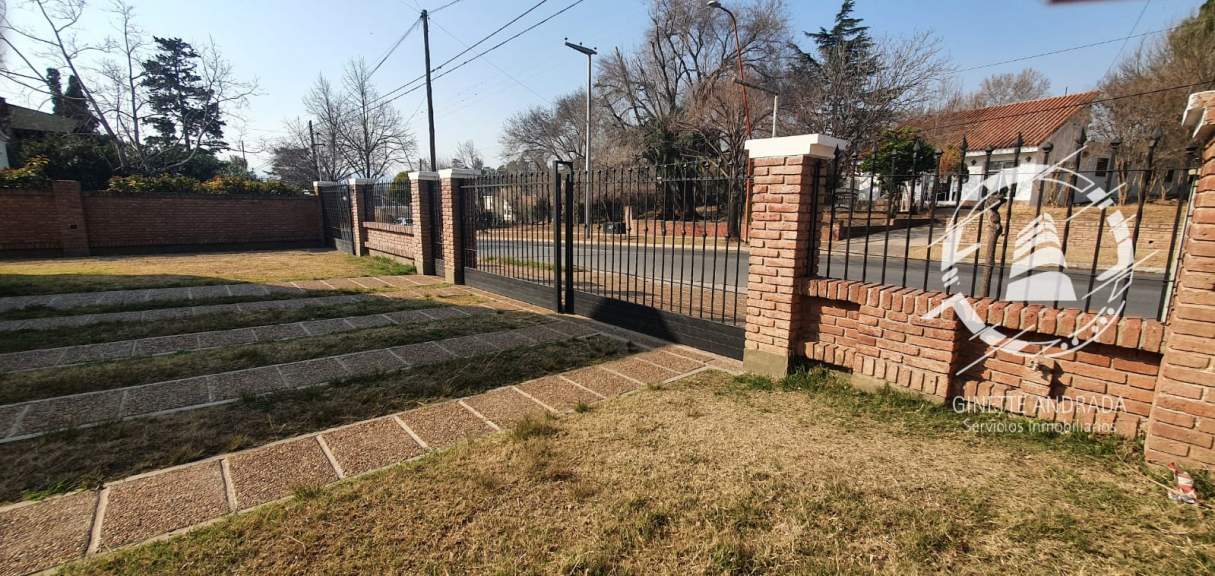 OPORTUNIDAD UNICA POR SU PRECIO Y UBICACION!!