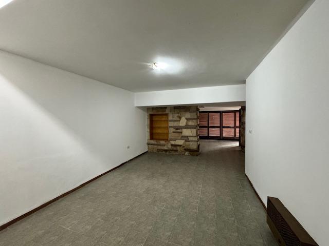 CASA APTA USO COMERCIAL