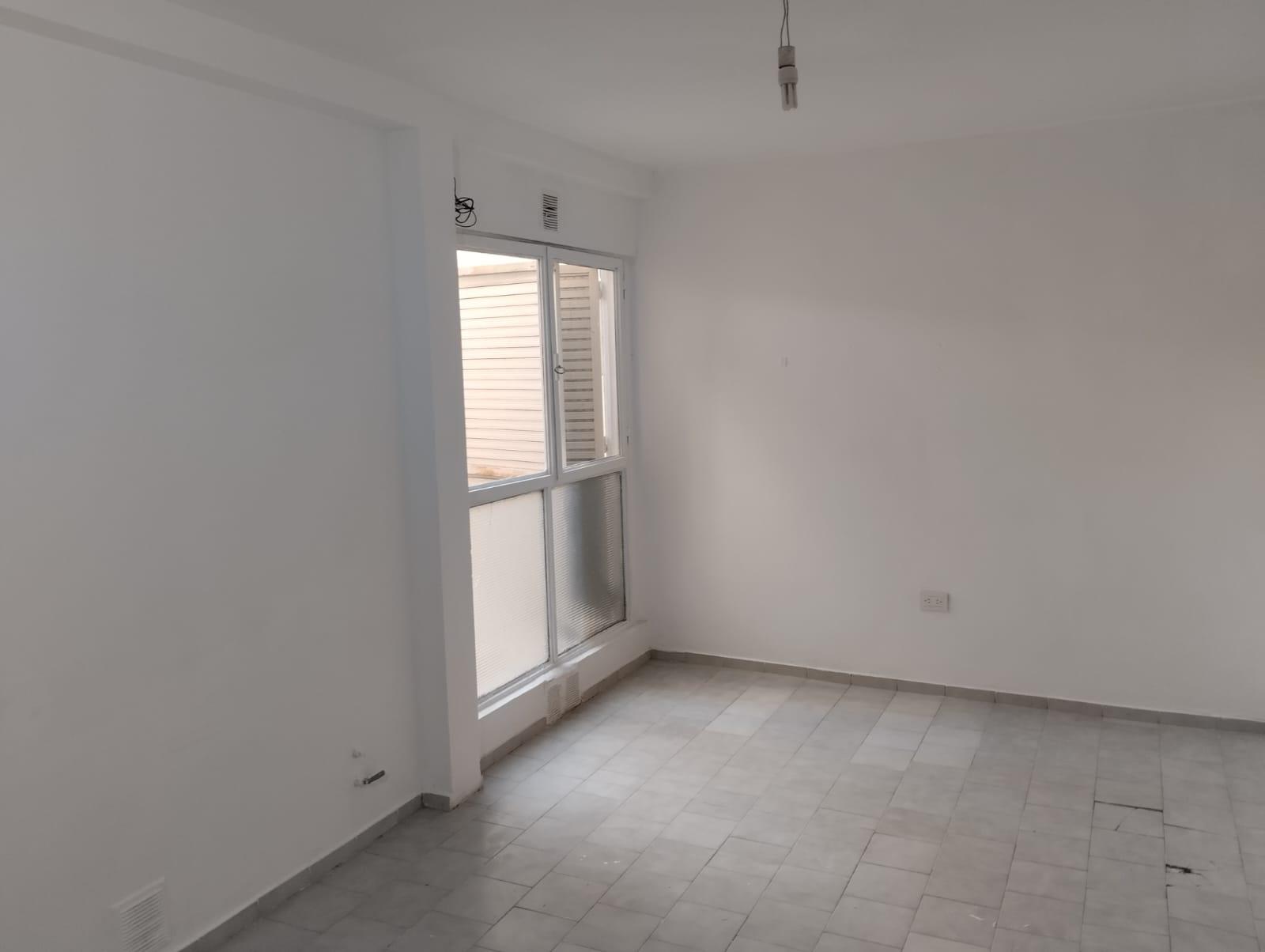 Vendo Oportunidad,!!!! Depto 1 habit-Calle Montevideo al 444, a  cuadras de Patio Olmos