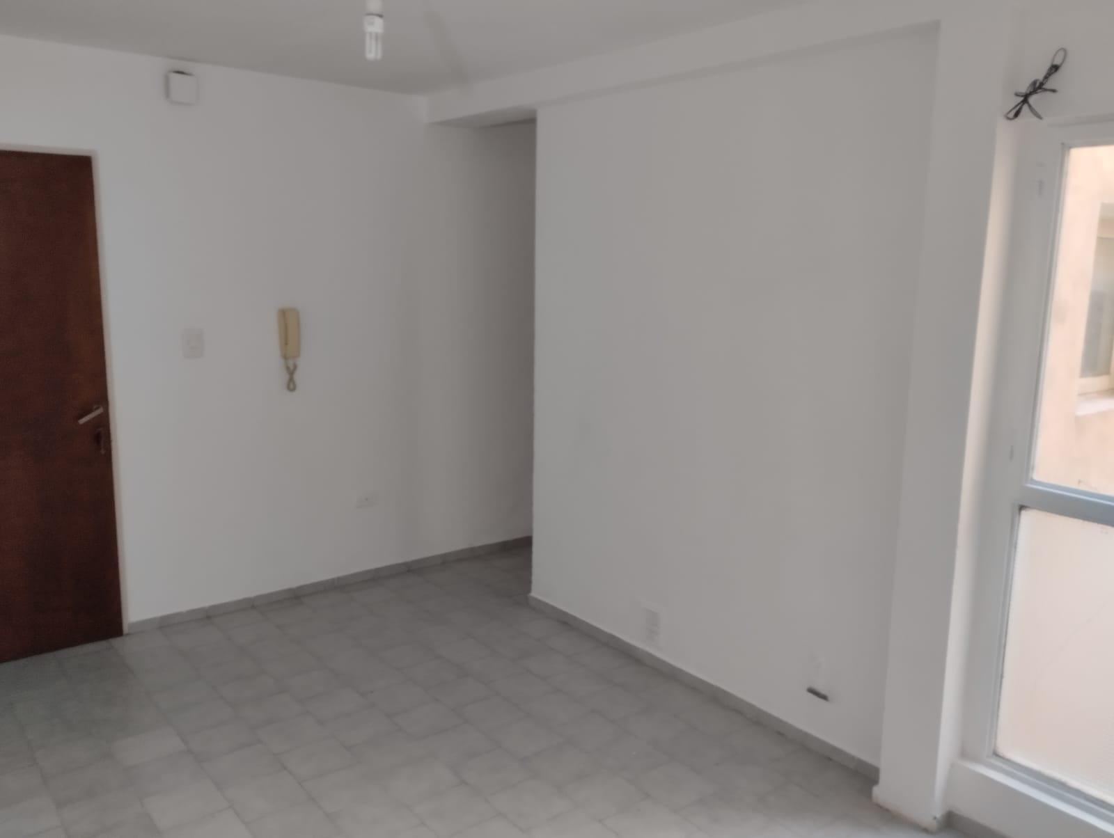 Vendo Oportunidad,!!!! Depto 1 habit-Calle Montevideo al 444, a  cuadras de Patio Olmos