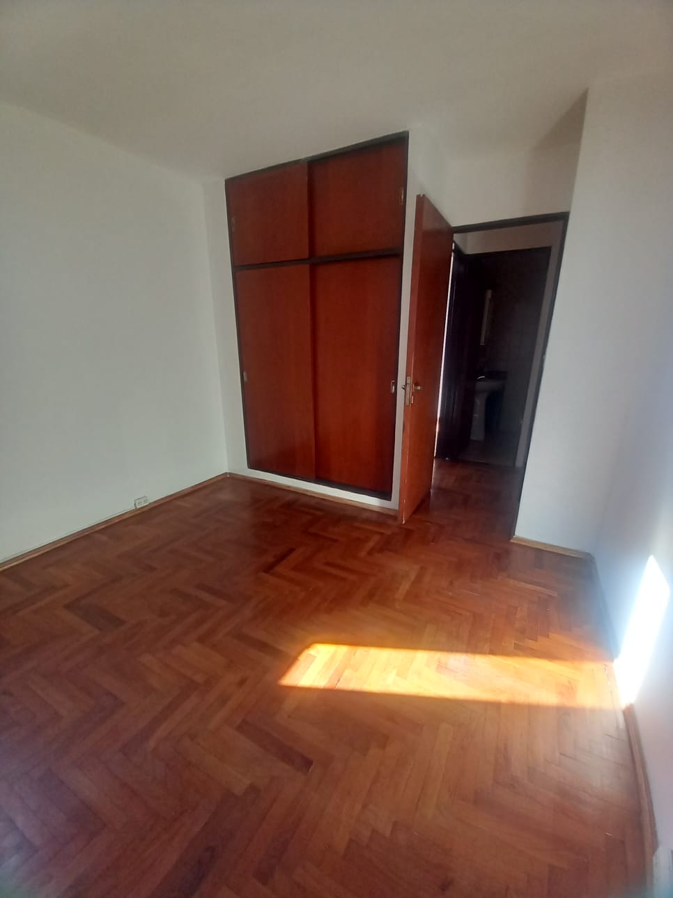 Alquiler Departamento 2 dorm Nueva Córdoba- Balcón