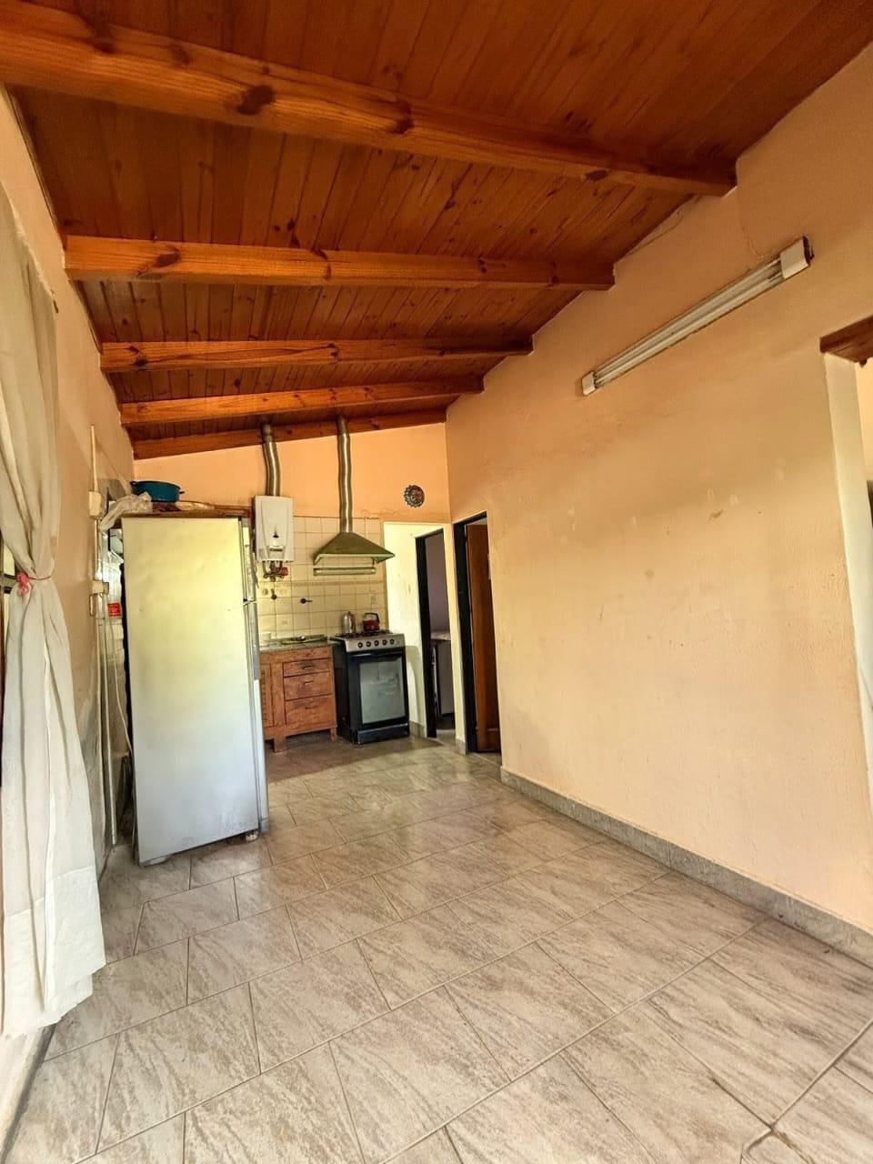 CASA EN VENTA DOS DORMITORIOS 600 M2, EN RIO CEBALLOS