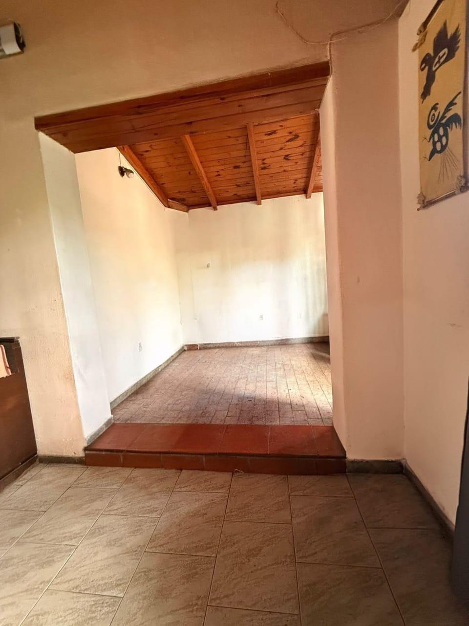 CASA EN VENTA DOS DORMITORIOS 600 M2, EN RIO CEBALLOS