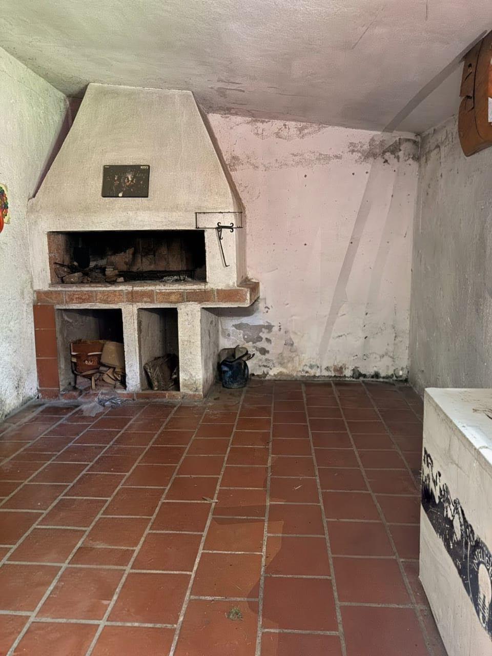 CASA EN VENTA DOS DORMITORIOS 600 M2, EN RIO CEBALLOS